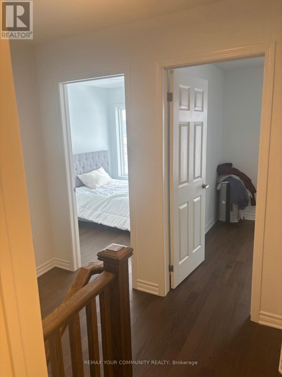 5219 Bench Row, Mississauga, Ontario  L5M 2S8 - Photo 17 - W12818704