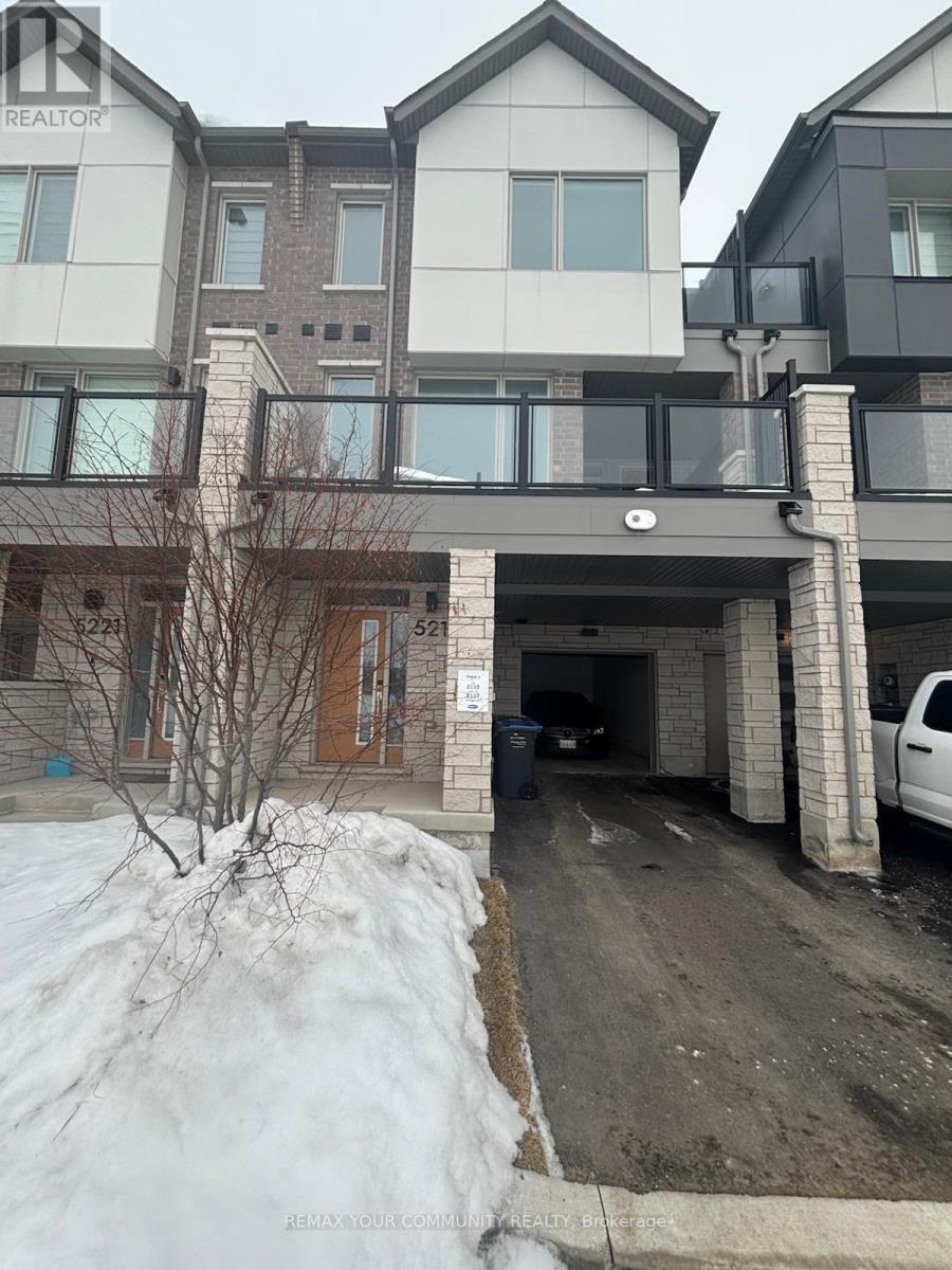 5219 Bench Row, Mississauga, Ontario  L5M 2S8 - Photo 2 - W12818704