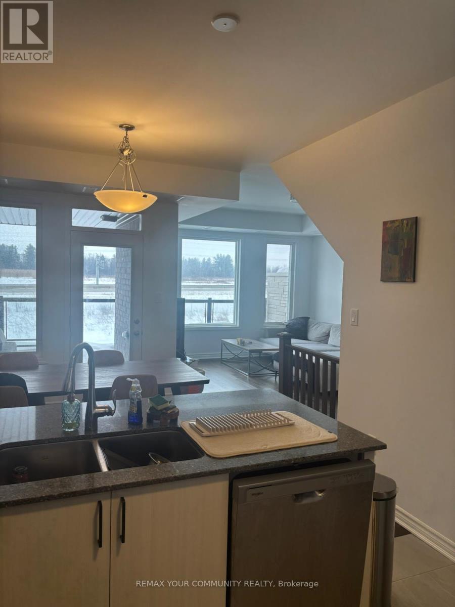 5219 Bench Row, Mississauga, Ontario  L5M 2S8 - Photo 9 - W12818704