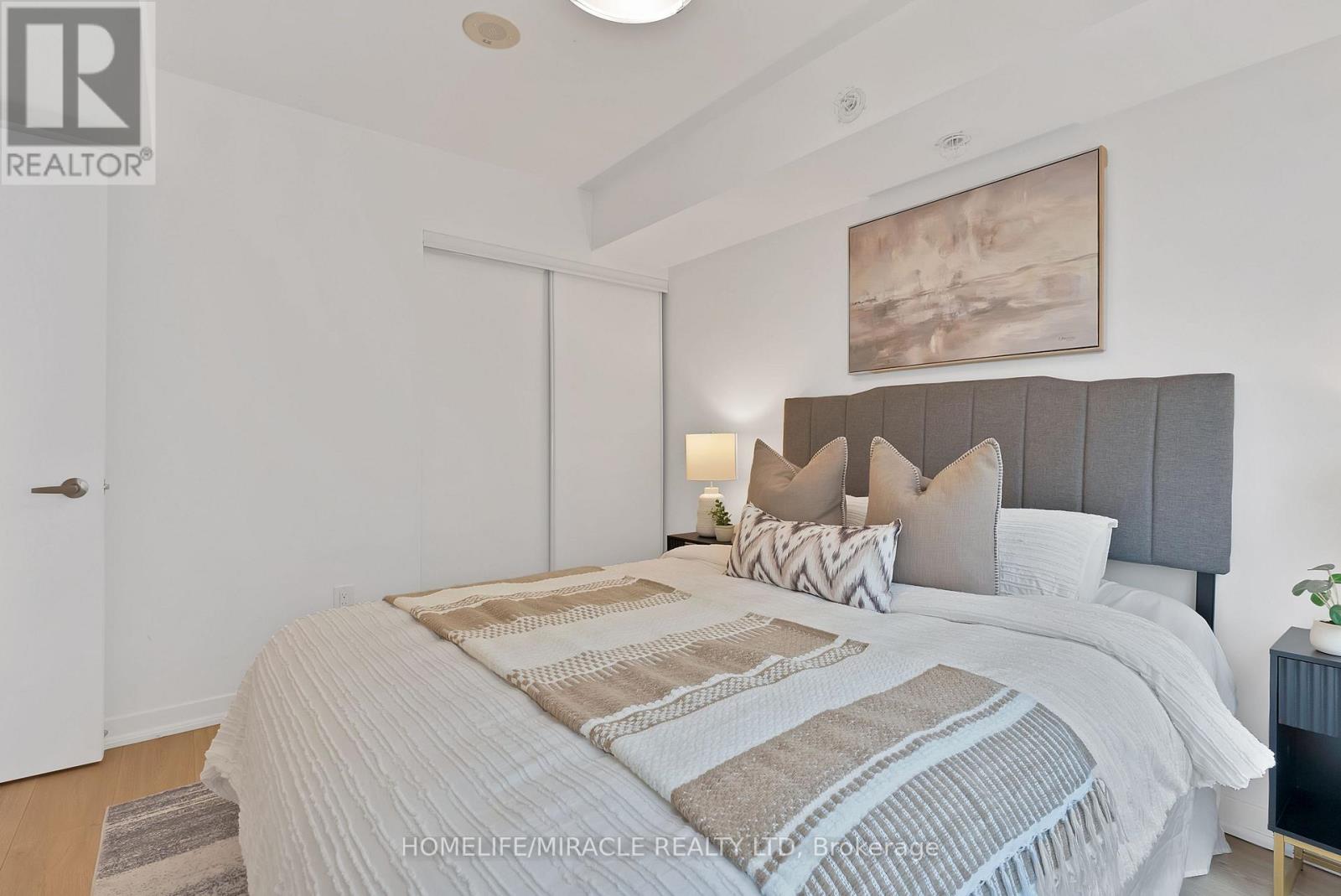 401 - 1420 Dupont Street, Toronto, Ontario  M6H 0C2 - Photo 14 - W12818714