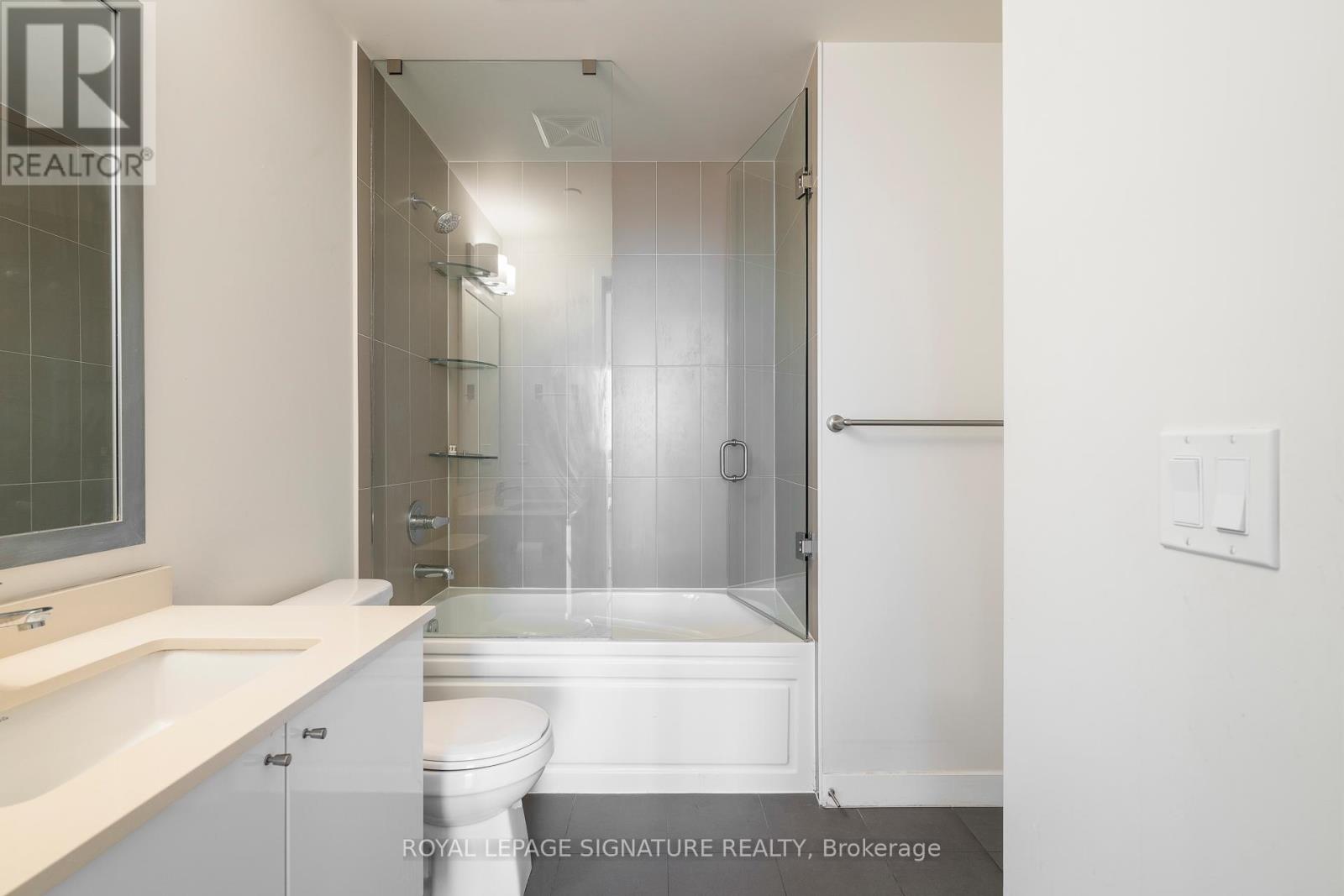 4203 - 3975 Grand Park Drive, Mississauga, Ontario  L5B 0K4 - Photo 24 - W12818726