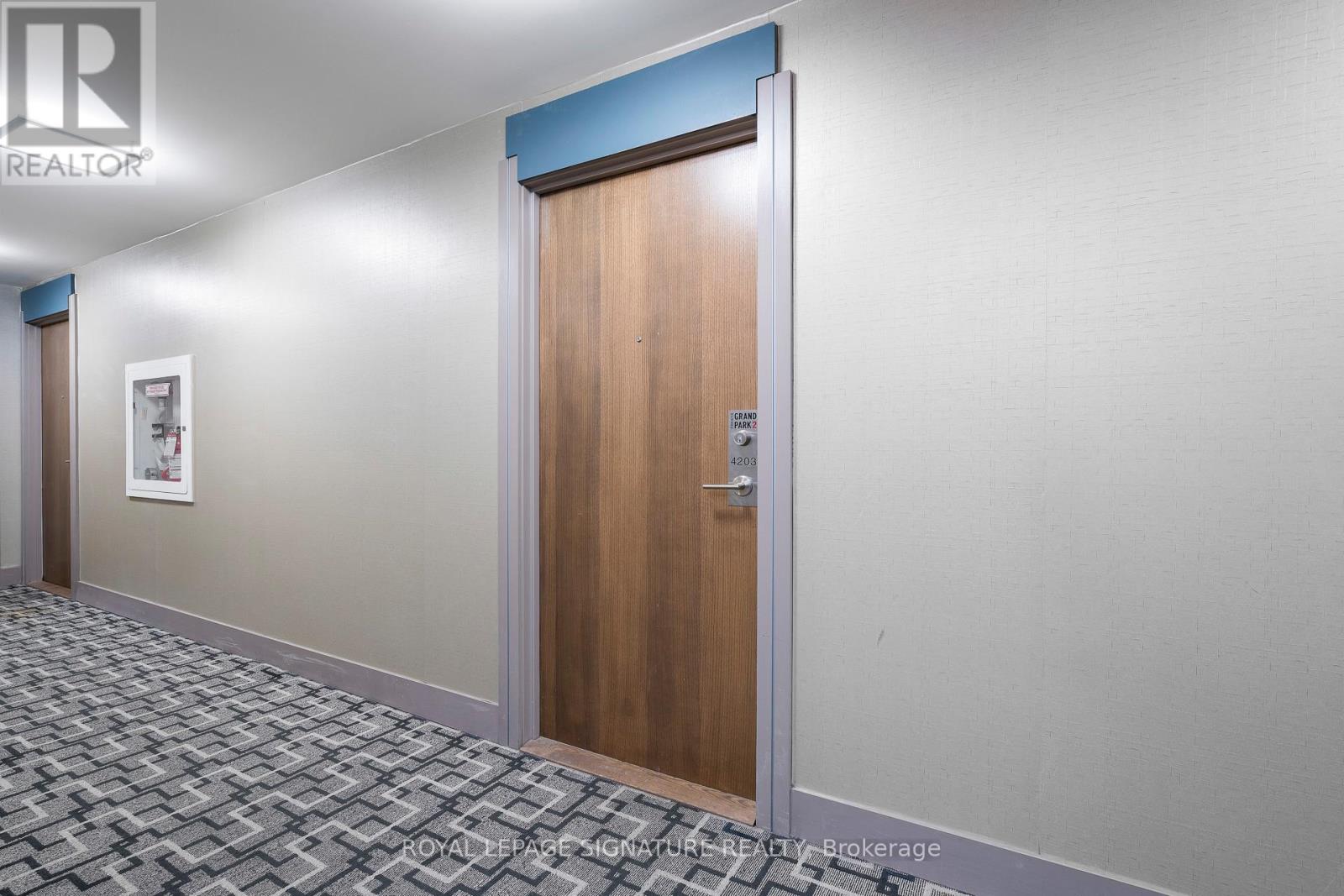 4203 - 3975 Grand Park Drive, Mississauga, Ontario  L5B 0K4 - Photo 6 - W12818726