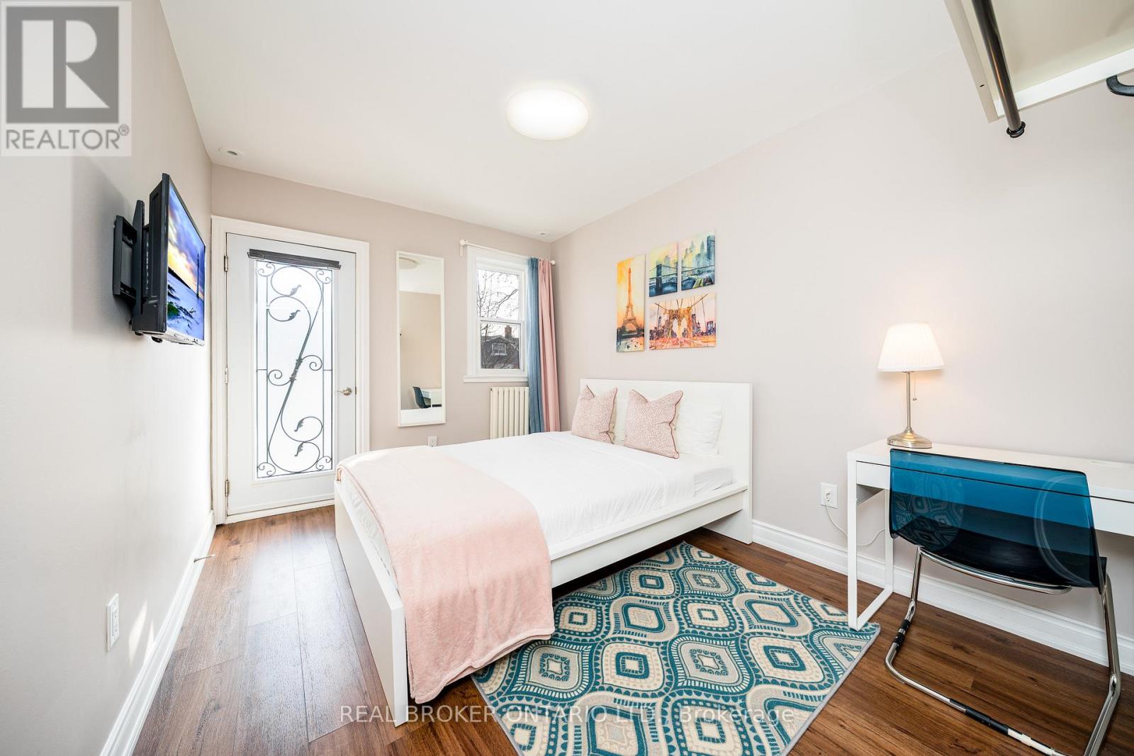 8 Springhurst Avenue, Toronto, Ontario  M6K 1A9 - Photo 21 - W12818738