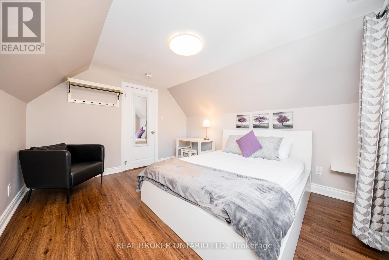 8 Springhurst Avenue, Toronto, Ontario  M6K 1A9 - Photo 27 - W12818738