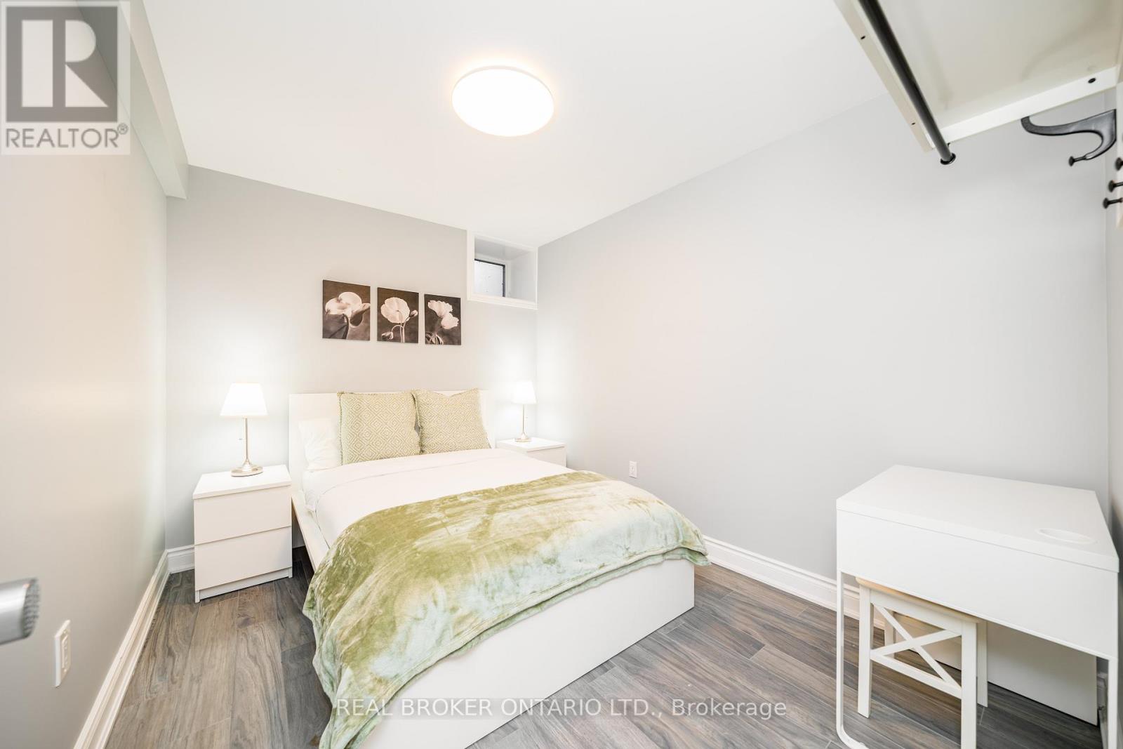 8 Springhurst Avenue, Toronto, Ontario  M6K 1A9 - Photo 32 - W12818738