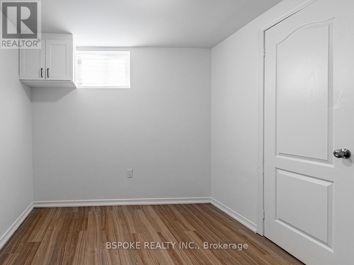 Main Floor - 142 Silverthorn Avenue, Toronto, Ontario  M6N 3K3 - Photo 11 - W12818848