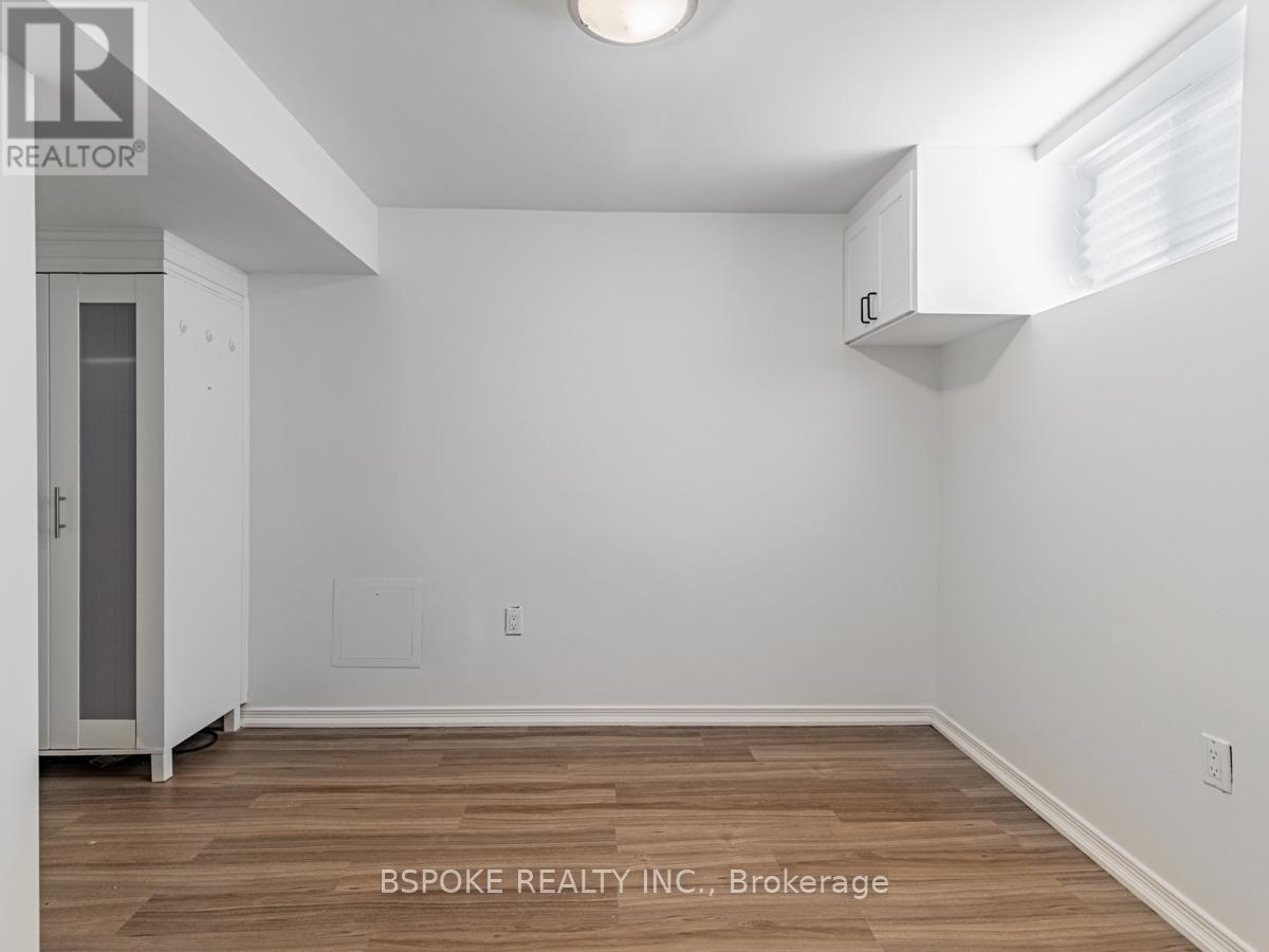 Main Floor - 142 Silverthorn Avenue, Toronto, Ontario  M6N 3K3 - Photo 9 - W12818848