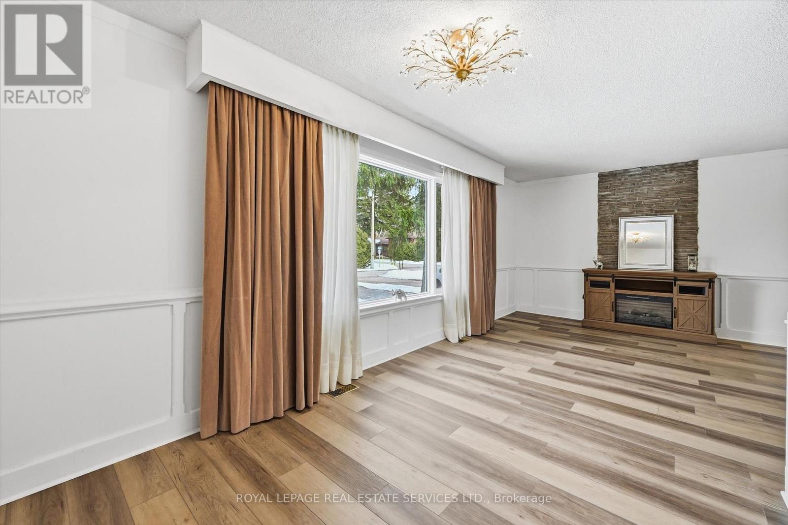 262 Glen Oak Drive, Oakville, Ontario  L6K 2J2 - Photo 14 - W12818862