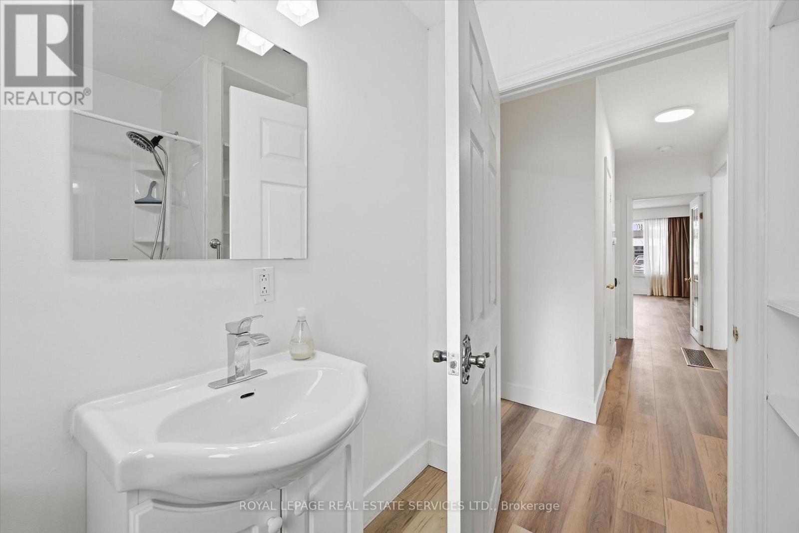 262 Glen Oak Drive, Oakville, Ontario  L6K 2J2 - Photo 22 - W12818862