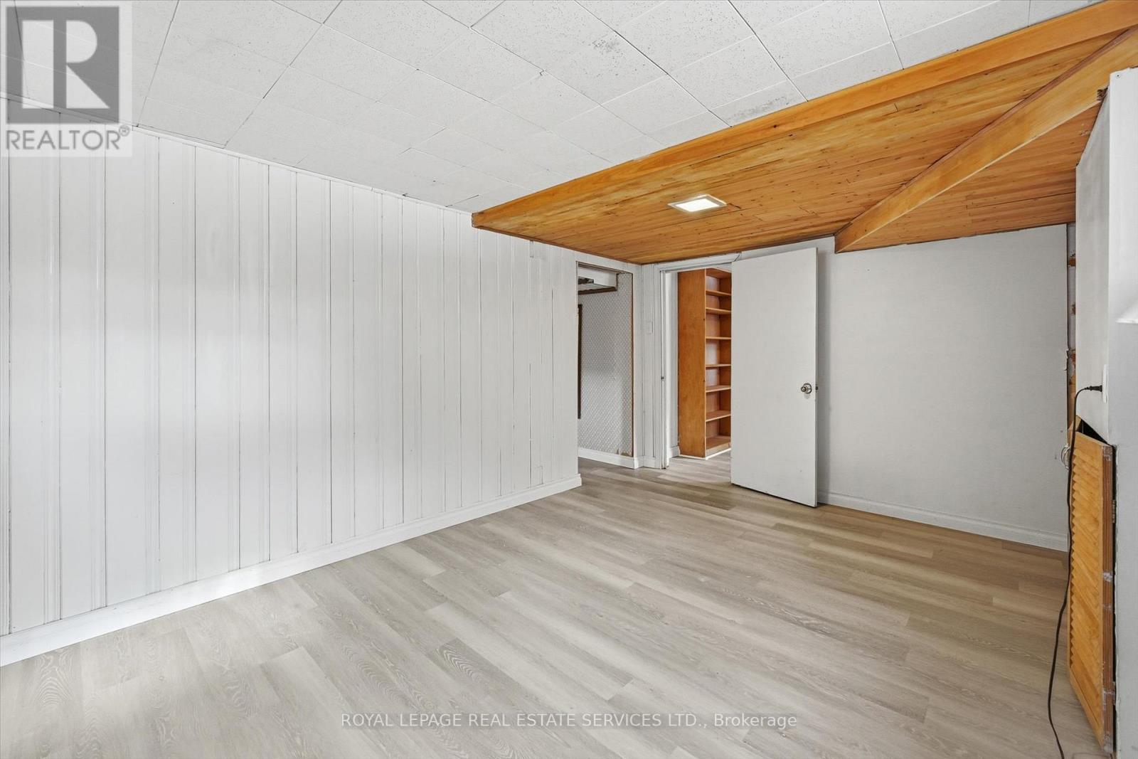 262 Glen Oak Drive, Oakville, Ontario  L6K 2J2 - Photo 32 - W12818862