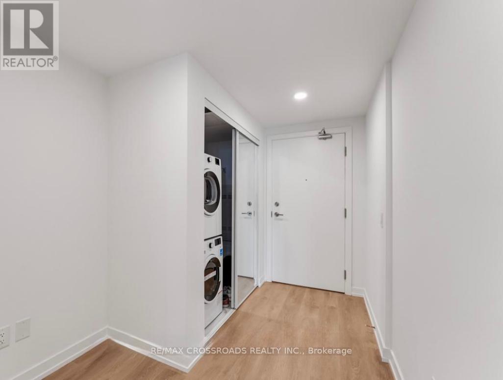 1015 - 1100 Sheppard Avenue W, Toronto, Ontario  M3J 0H1 - Photo 3 - W12818938