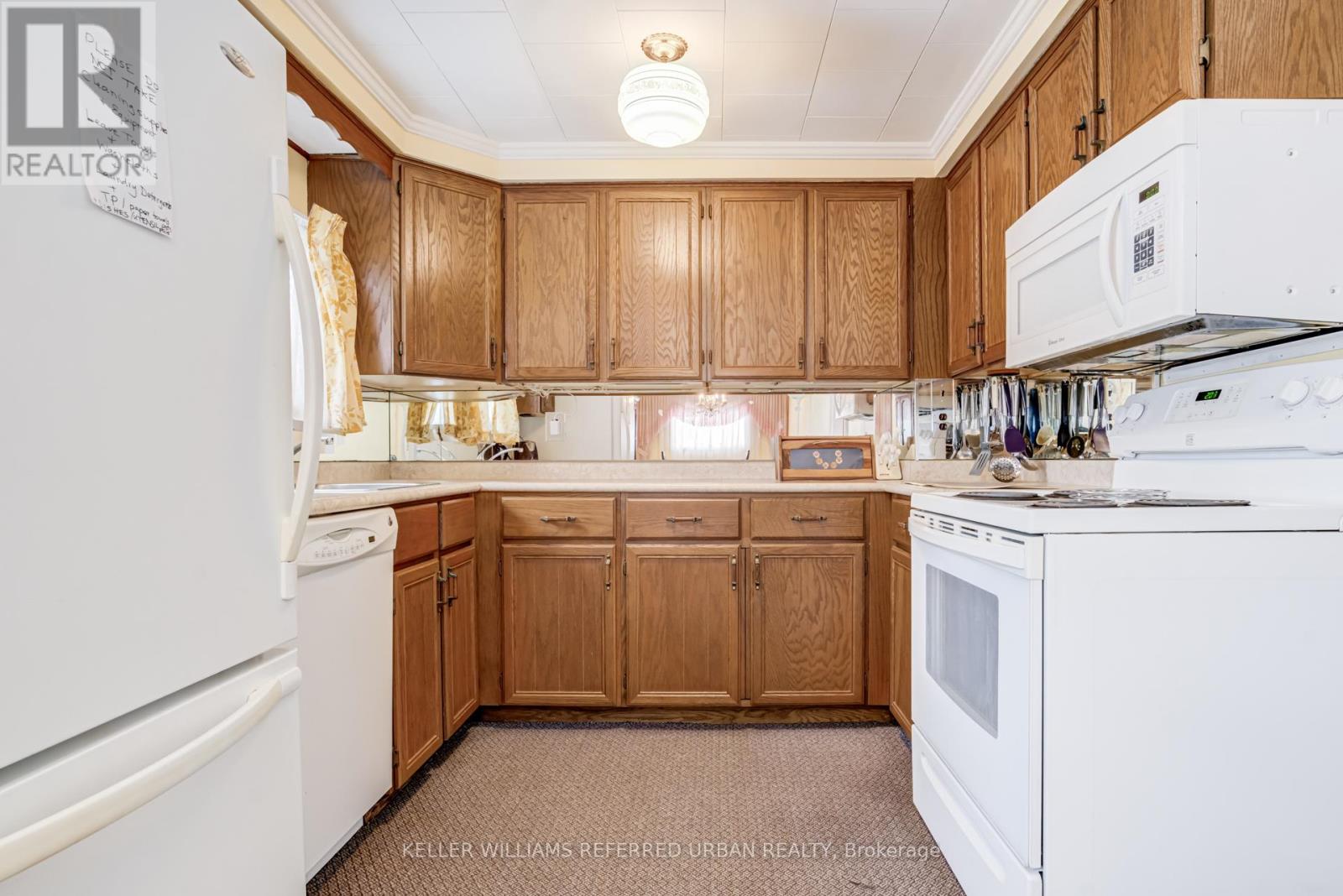 1300 Meredith Avenue, Mississauga, Ontario  L5E 2E5 - Photo 9 - W12818972