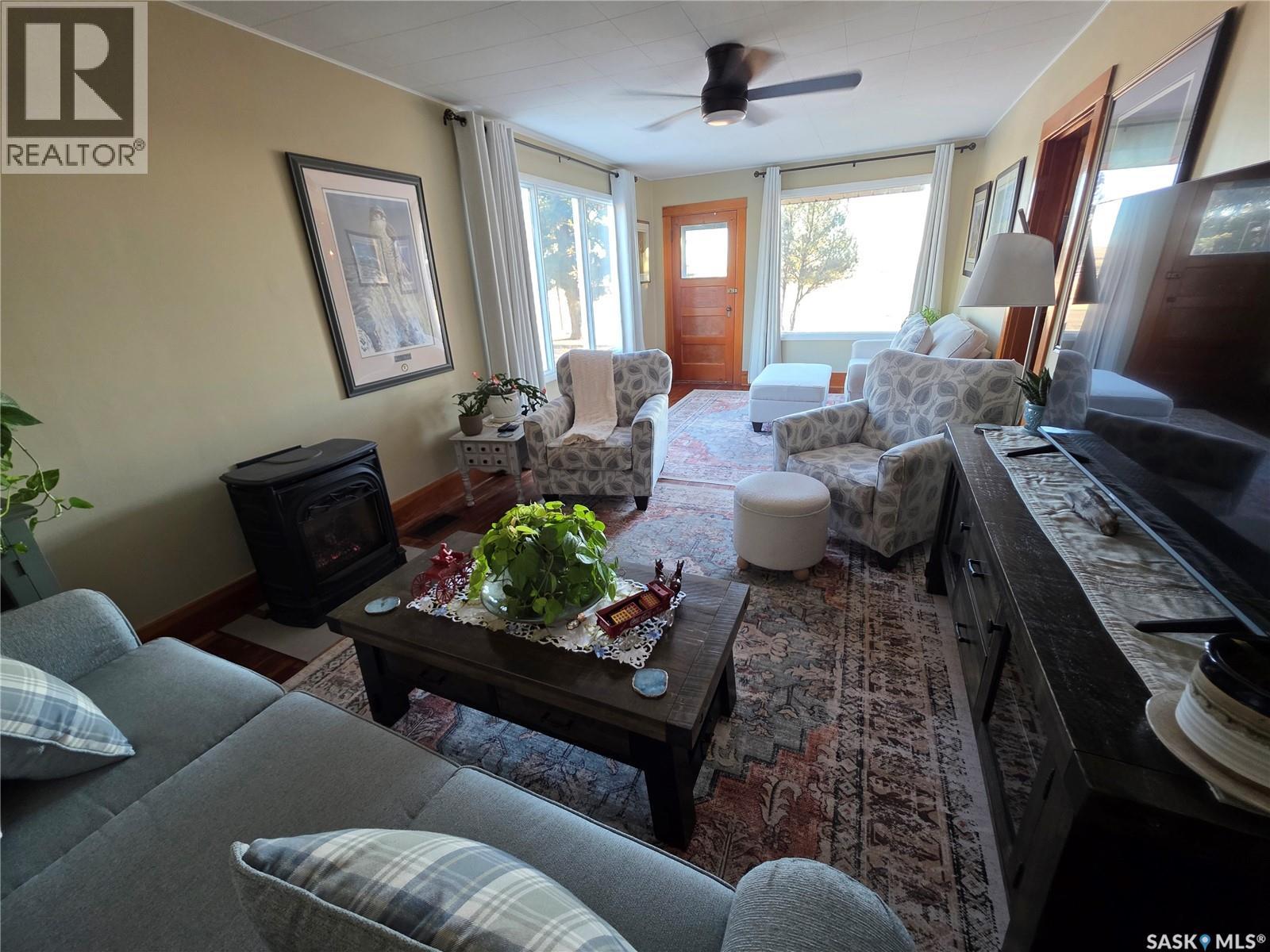 314 Railway Avenue, Neville, Saskatchewan  S0N 1T0 - Photo 16 - SK029129