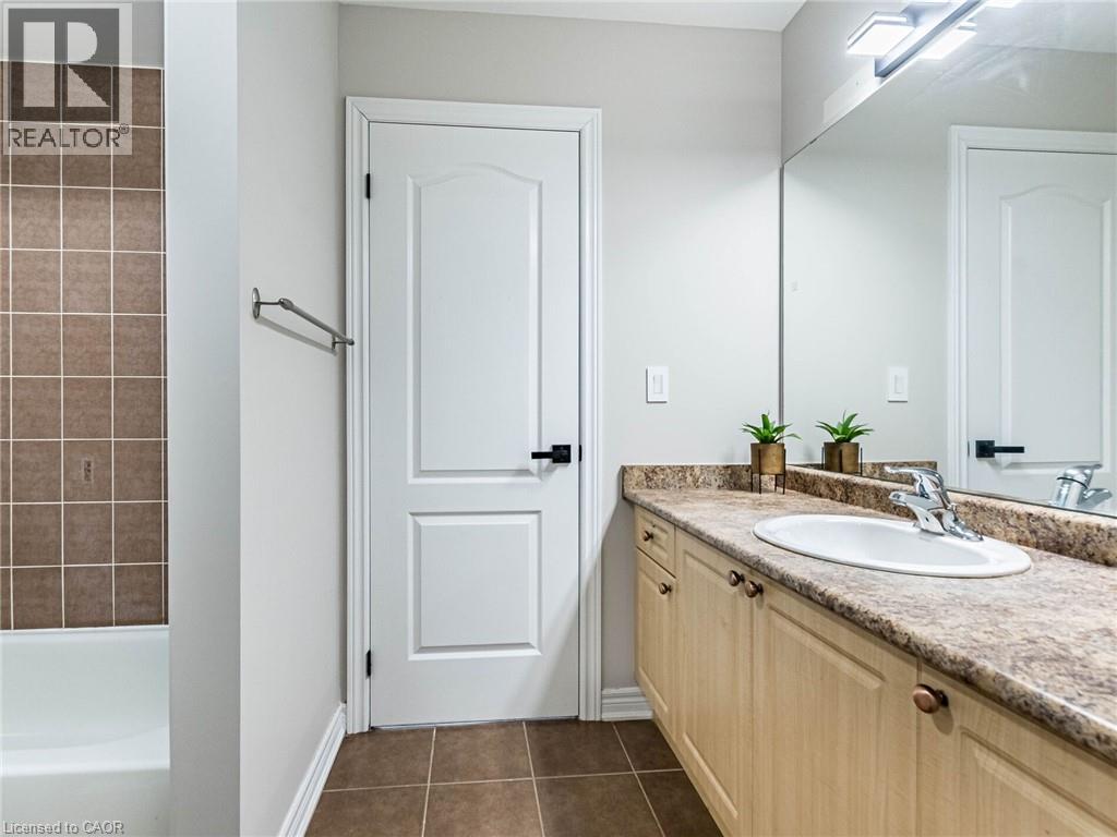 521 Bussel Crescent, Milton, Ontario  L9T 0W8 - Photo 41 - 40803390