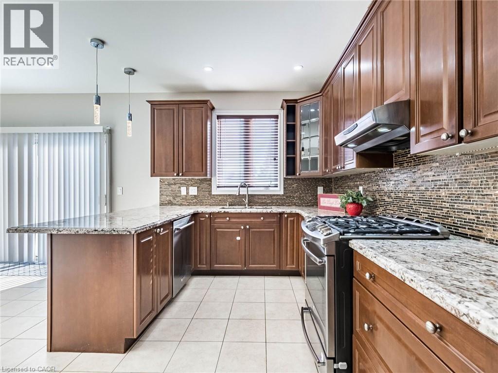 521 Bussel Crescent, Milton, Ontario  L9T 0W8 - Photo 17 - 40803390