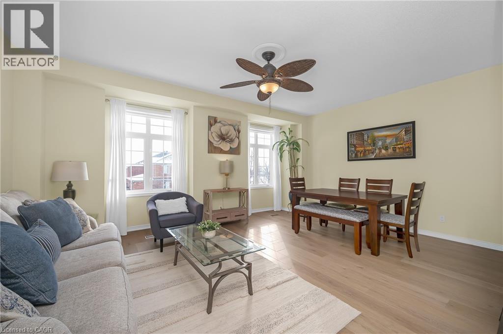 3897 Quiet Creek Drive, Mississauga, Ontario  L5M 8B5 - Photo 9 - 40805658