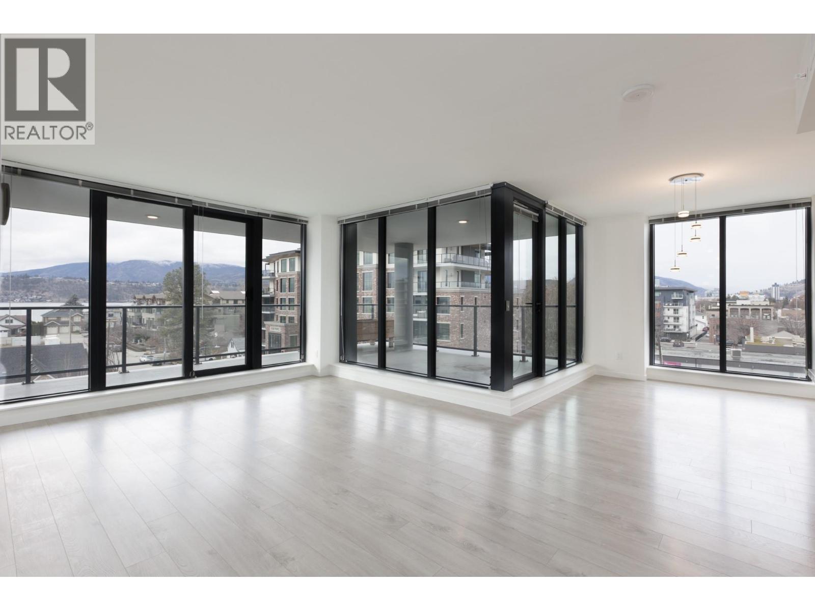 485 Groves Avenue Unit# 406 Kelowna Photo 3