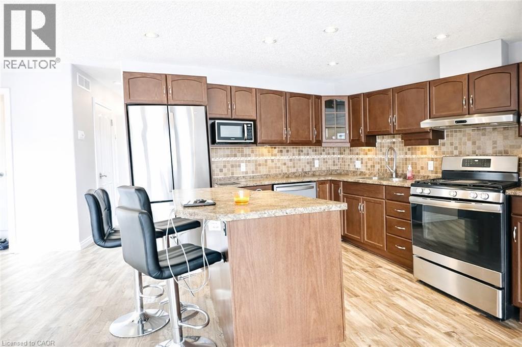 143 Brenneman Drive, Baden, Ontario  N3A 4N1 - Photo 6 - 40806858