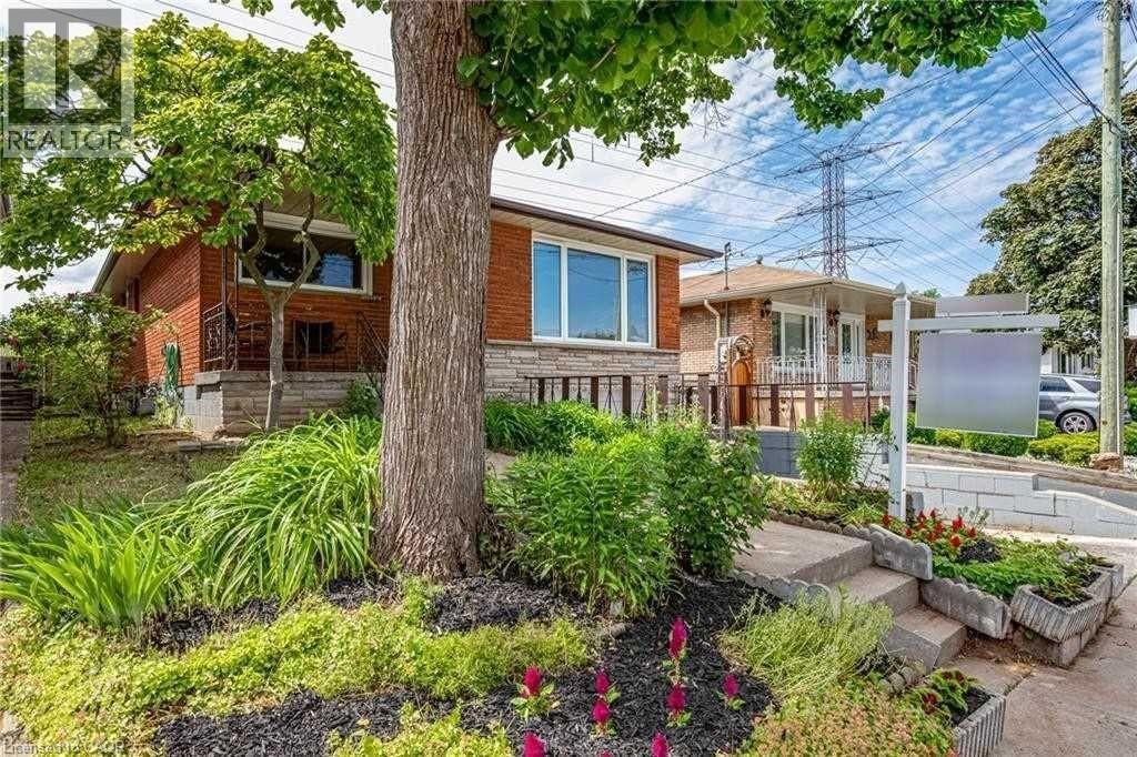 49 Selkirk Avenue, Hamilton, Ontario  L8H 5L6 - Photo 2 - 40807105