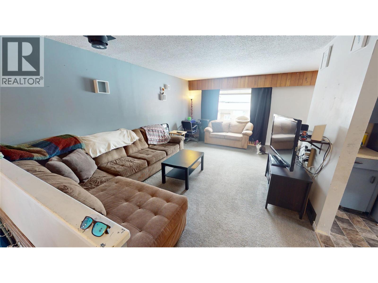 1044 19th Avenue S, Cranbrook, British Columbia V1C 3E8 - Photo 3 - 10377014