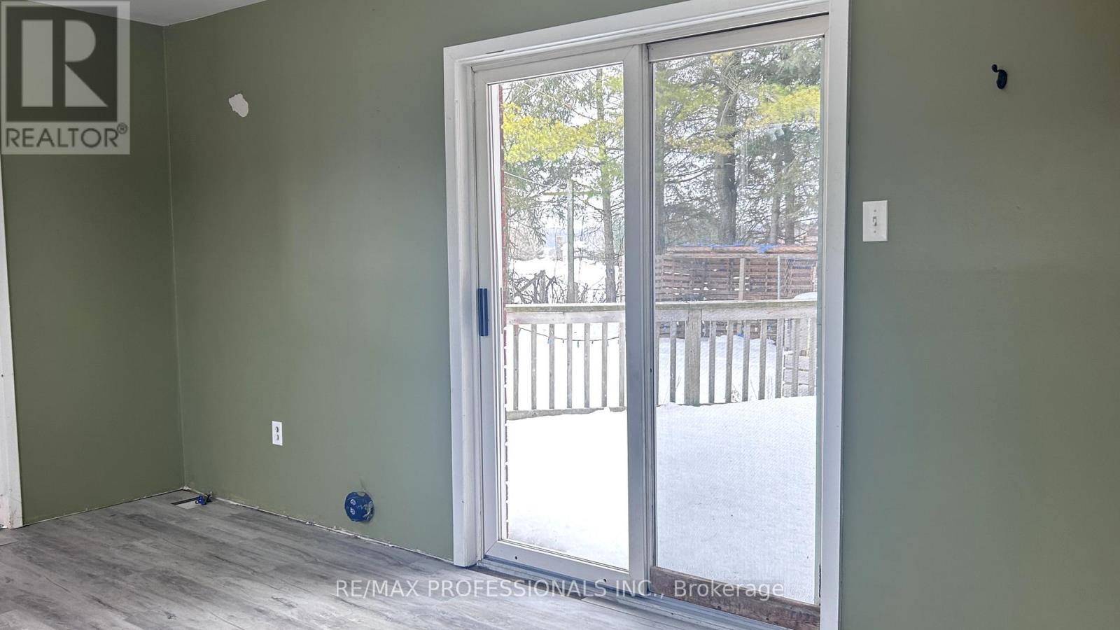 261046 18 Concession, West Grey, Ontario  N4N 3C1 - Photo 13 - X12818772