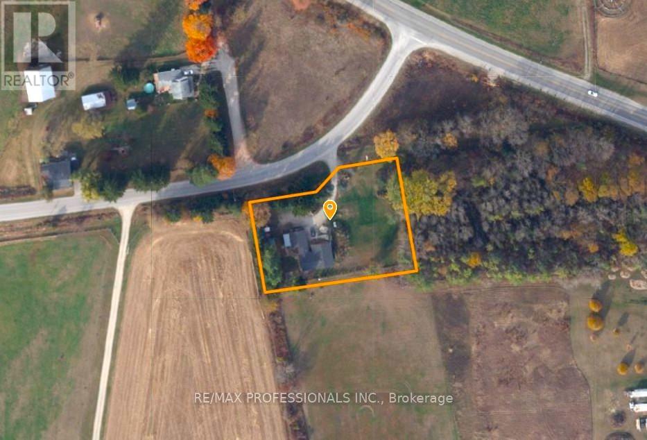 261046 18 Concession, West Grey, Ontario  N4N 3C1 - Photo 2 - X12818772