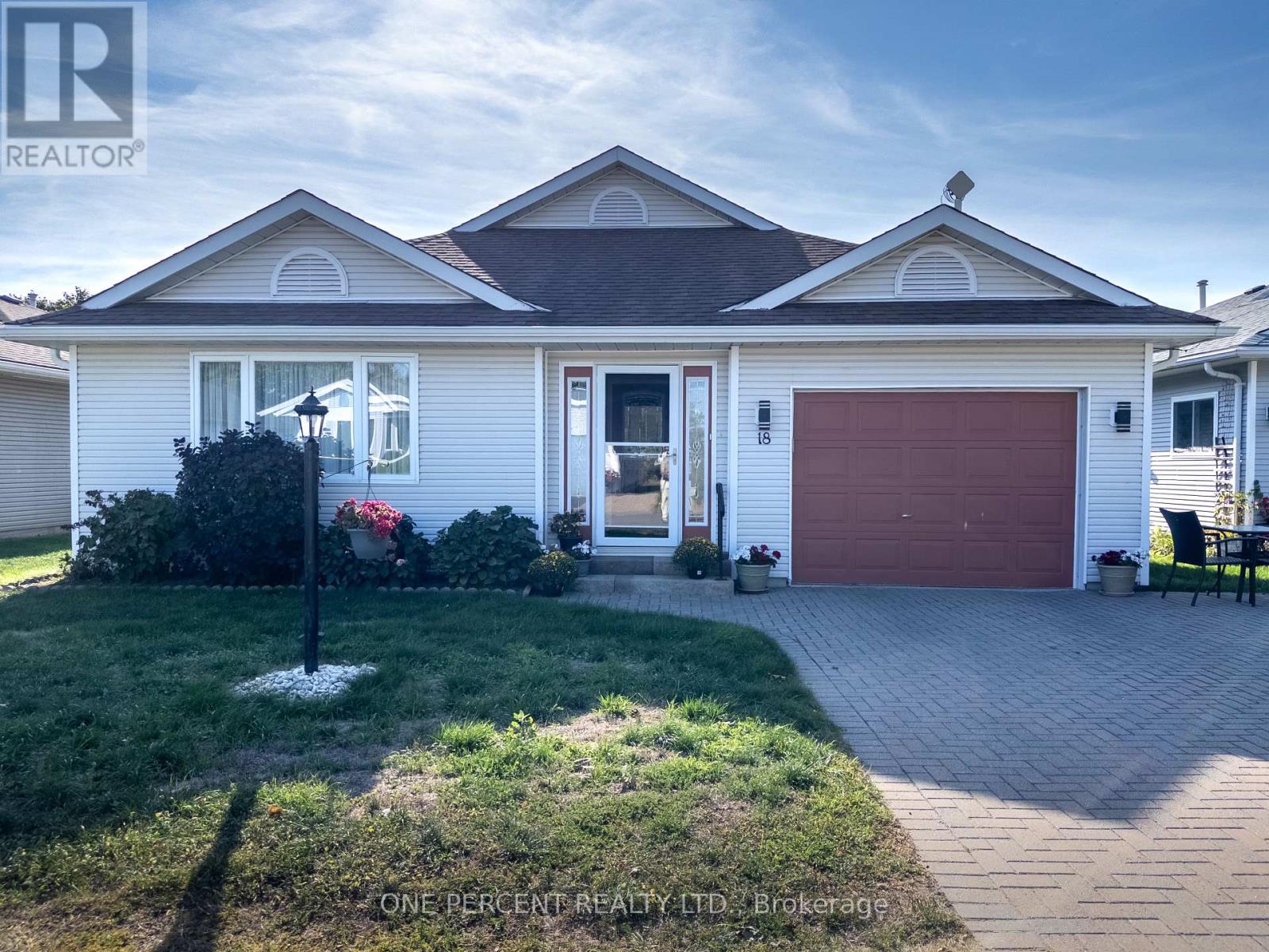 18 Monroe Court, Prince Edward County, Ontario  K0K 3L0 - Photo 1 - X12818778