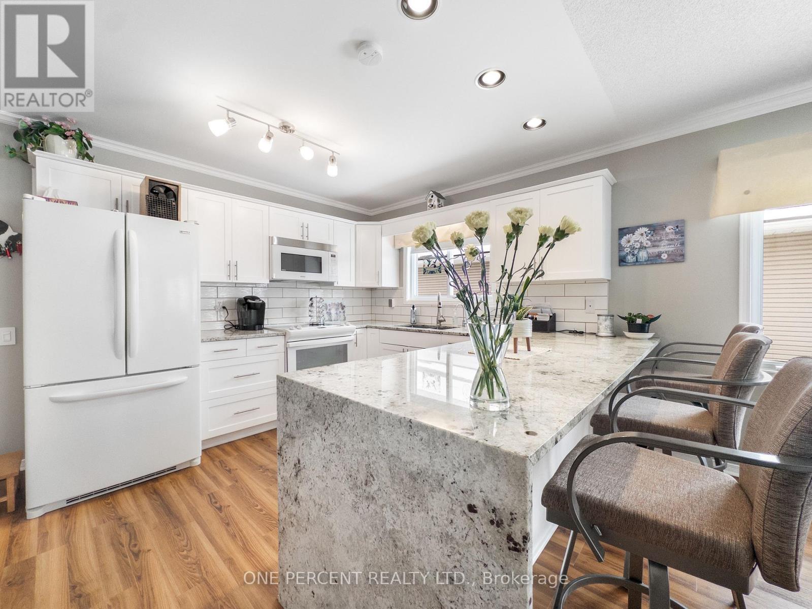 18 Monroe Court, Prince Edward County, Ontario  K0K 3L0 - Photo 15 - X12818778