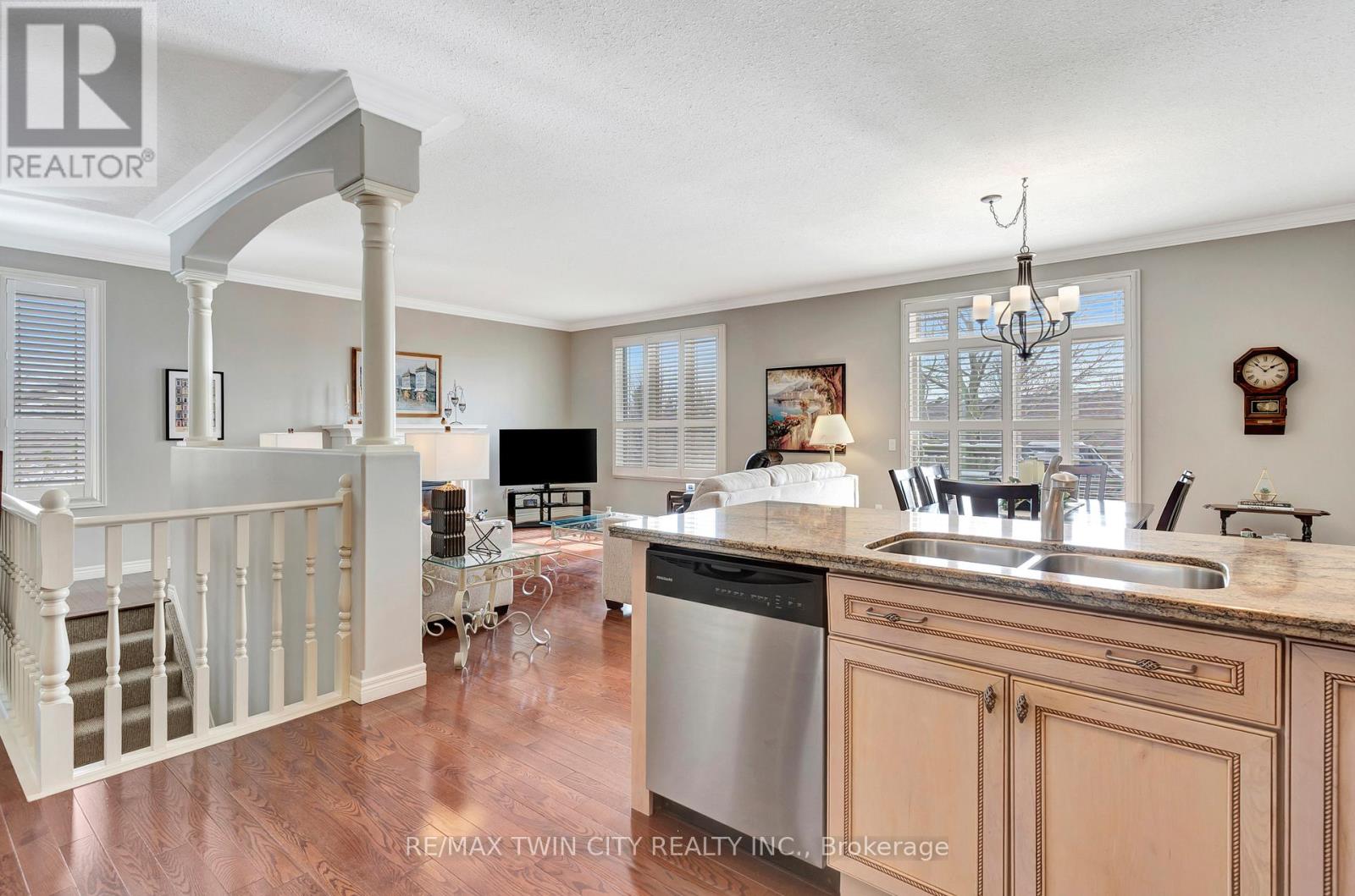 5 - 20 Isherwood Avenue, Cambridge, Ontario  N1R 8P9 - Photo 12 - X12818904