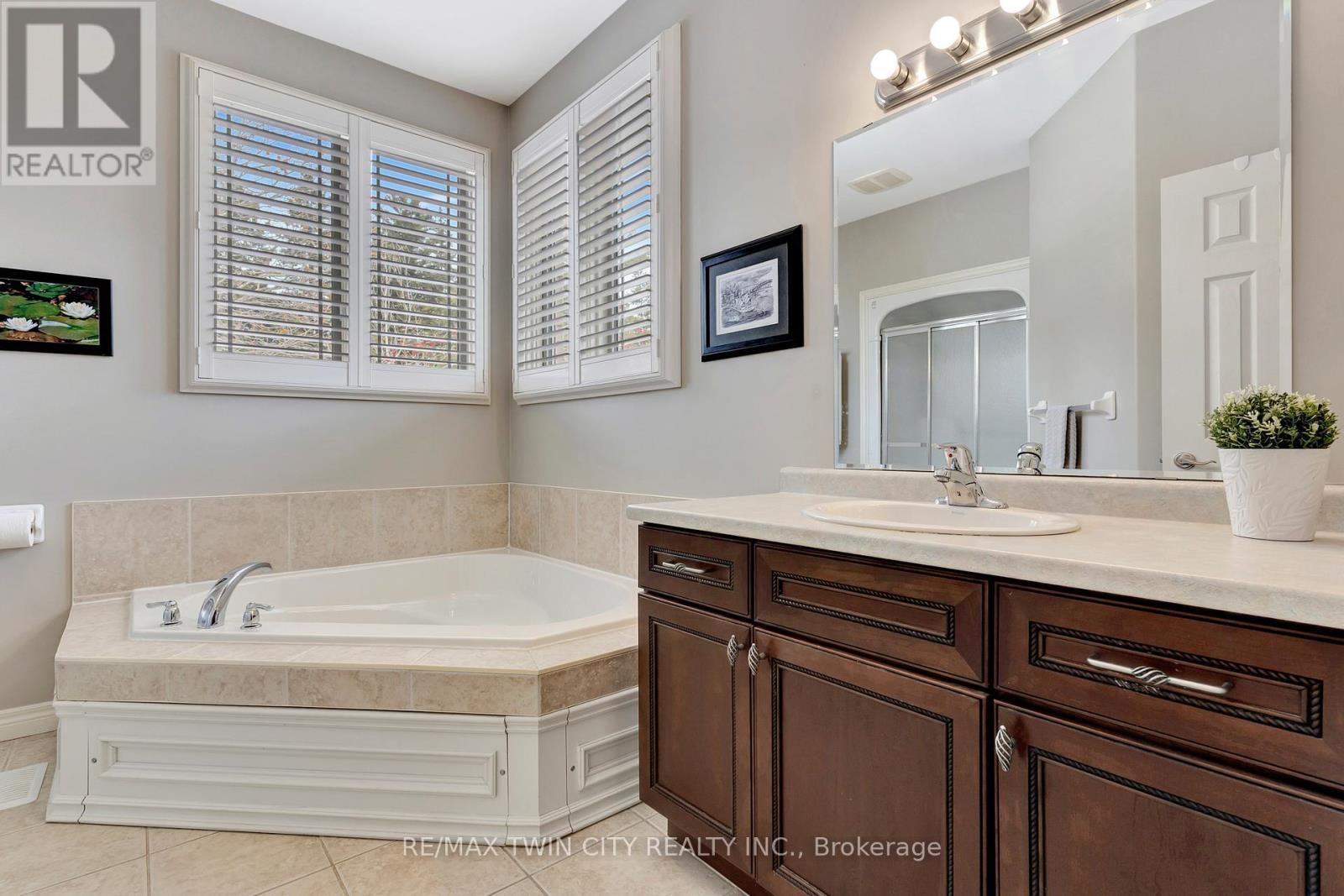 5 - 20 Isherwood Avenue, Cambridge, Ontario  N1R 8P9 - Photo 28 - X12818904