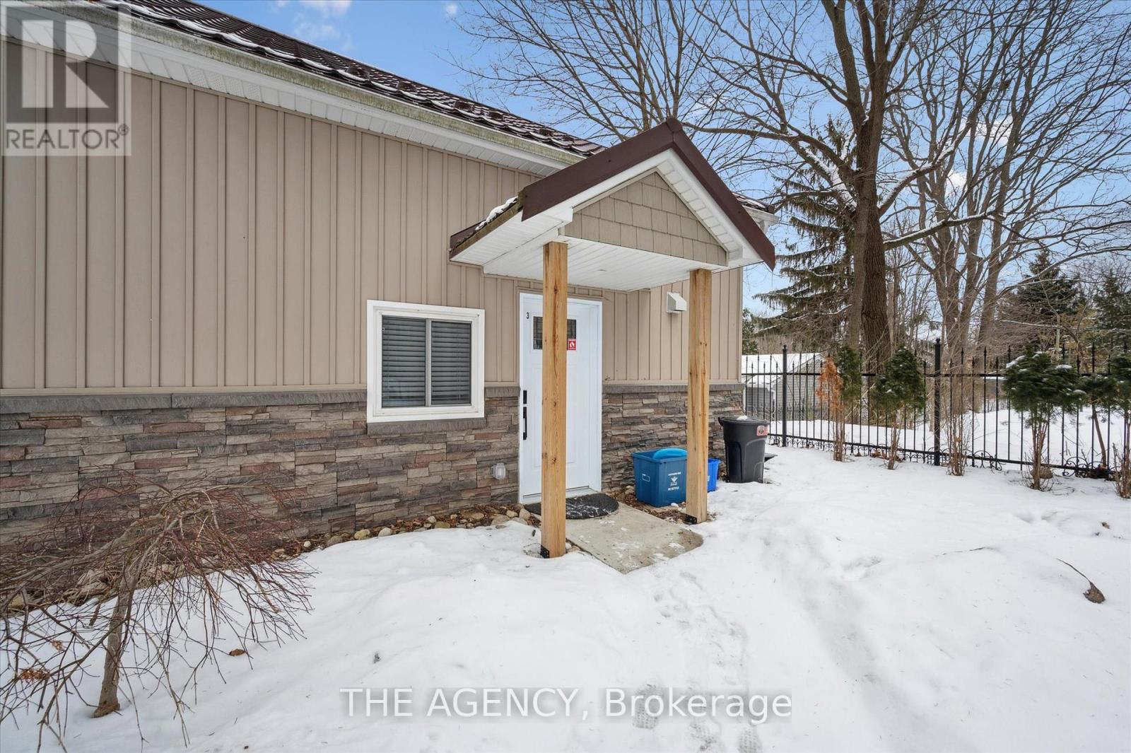 #3 - 26 Bergey Street, Cambridge, Ontario  N3C 1P6 - Photo 2 - X12818966