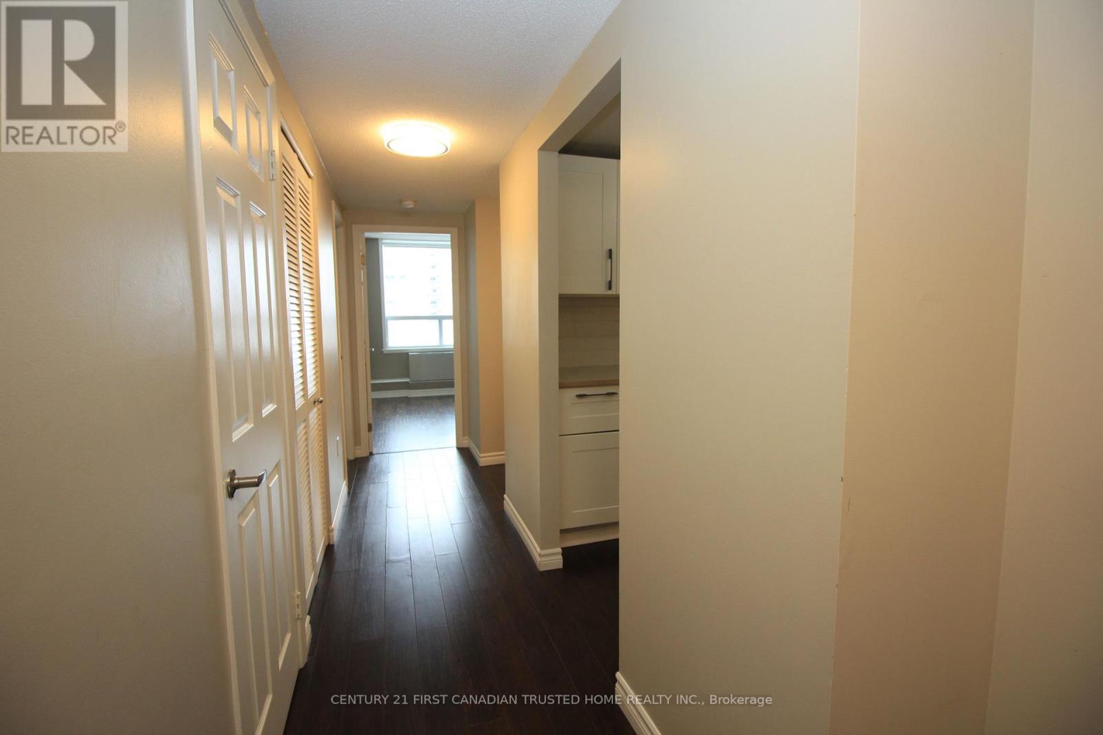 702 - 155 Kent Street, London East, Ontario  N6A 5N7 - Photo 8 - X12805030