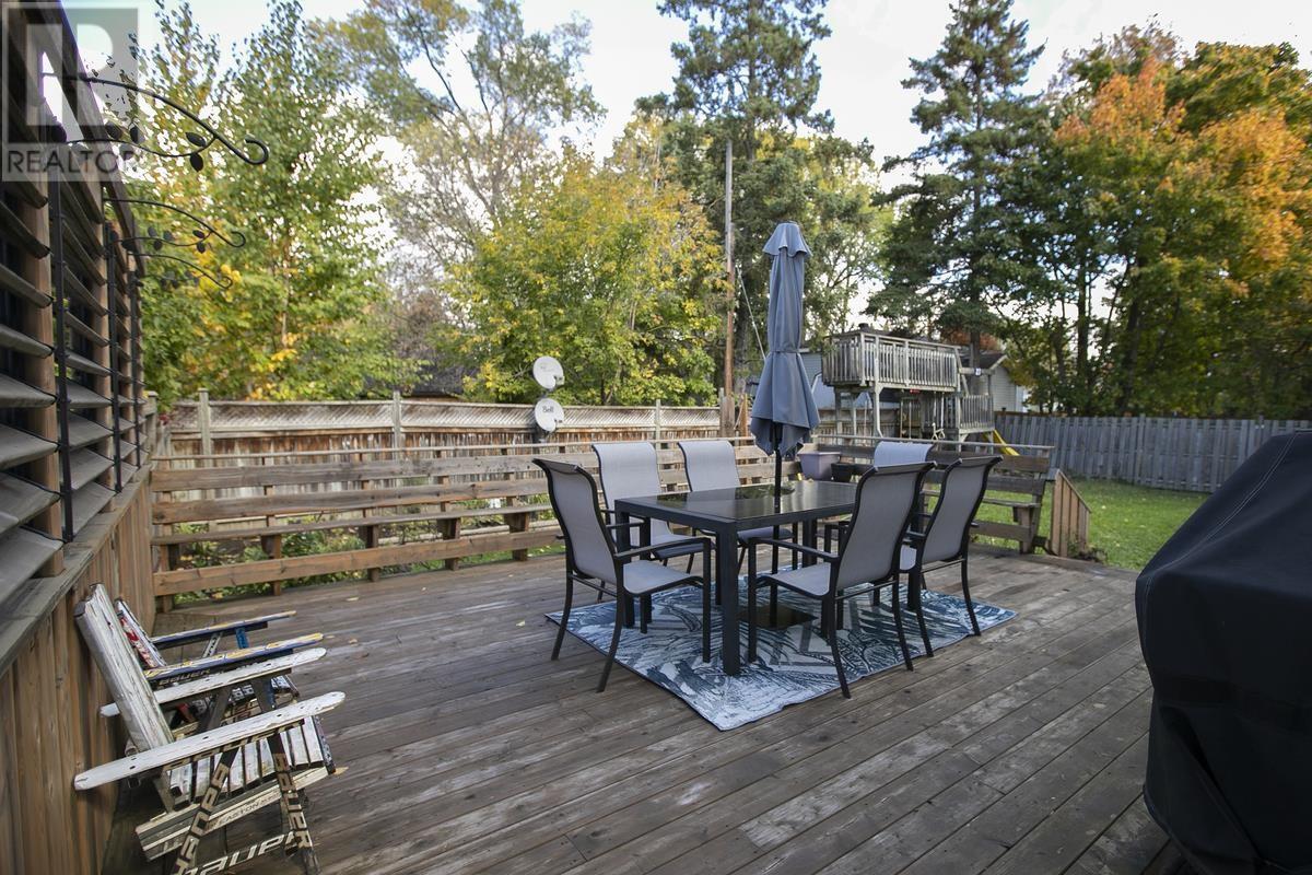 27 Borron Ave, Sault Ste. Marie, Ontario  P6B 1E7 - Photo 8 - SM253483