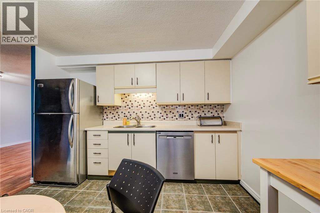 55 Green Valley Drive Unit# 811, Kitchener, Ontario  N2P 1Z6 - Photo 13 - 40807474