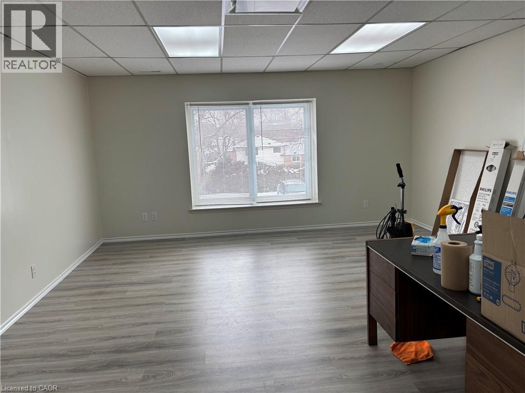 185 Plains Road E Unit# 10, Burlington, Ontario L7T 2C4 - Photo 3 - 40799011