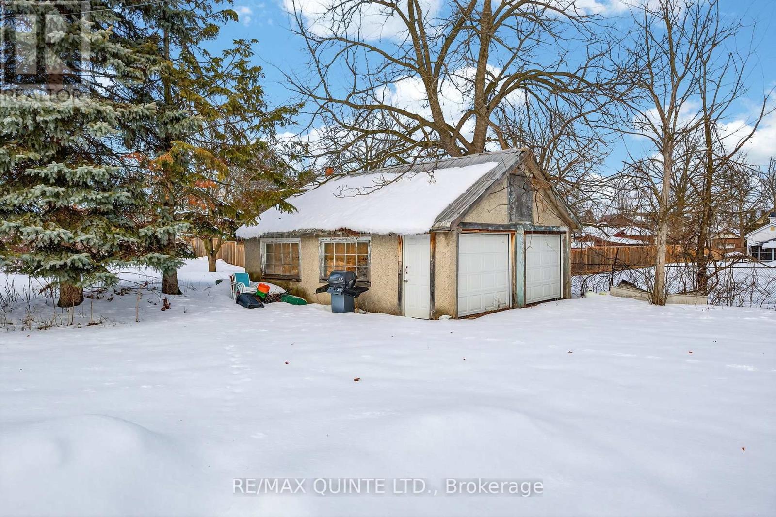 34 Prince Of Wales Drive, Belleville, Ontario  K8P 2T7 - Photo 10 - X12819048