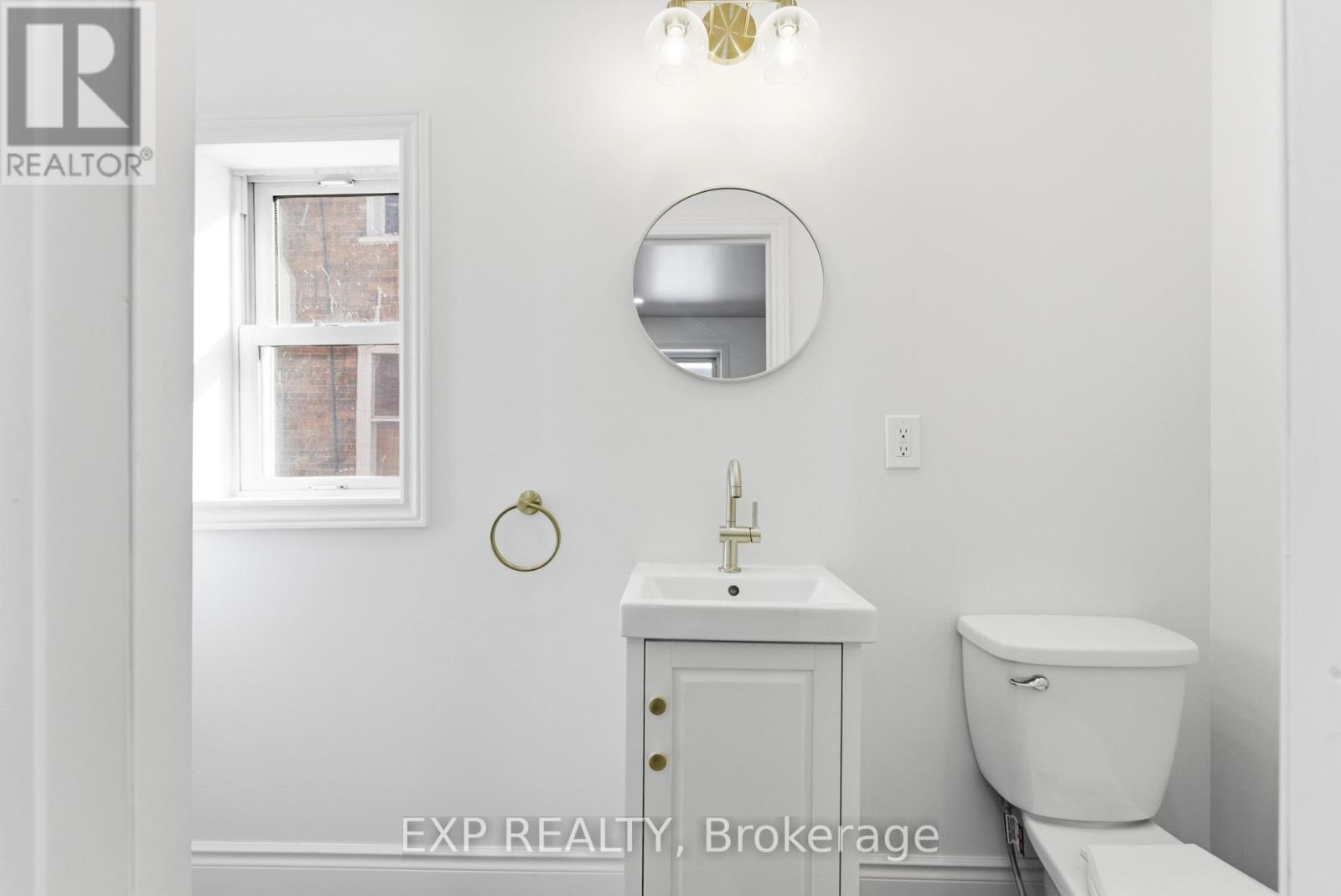 300 Charles Street, Belleville (Belleville Ward), Ontario  K8N 3M8 - Photo 13 - X12819058