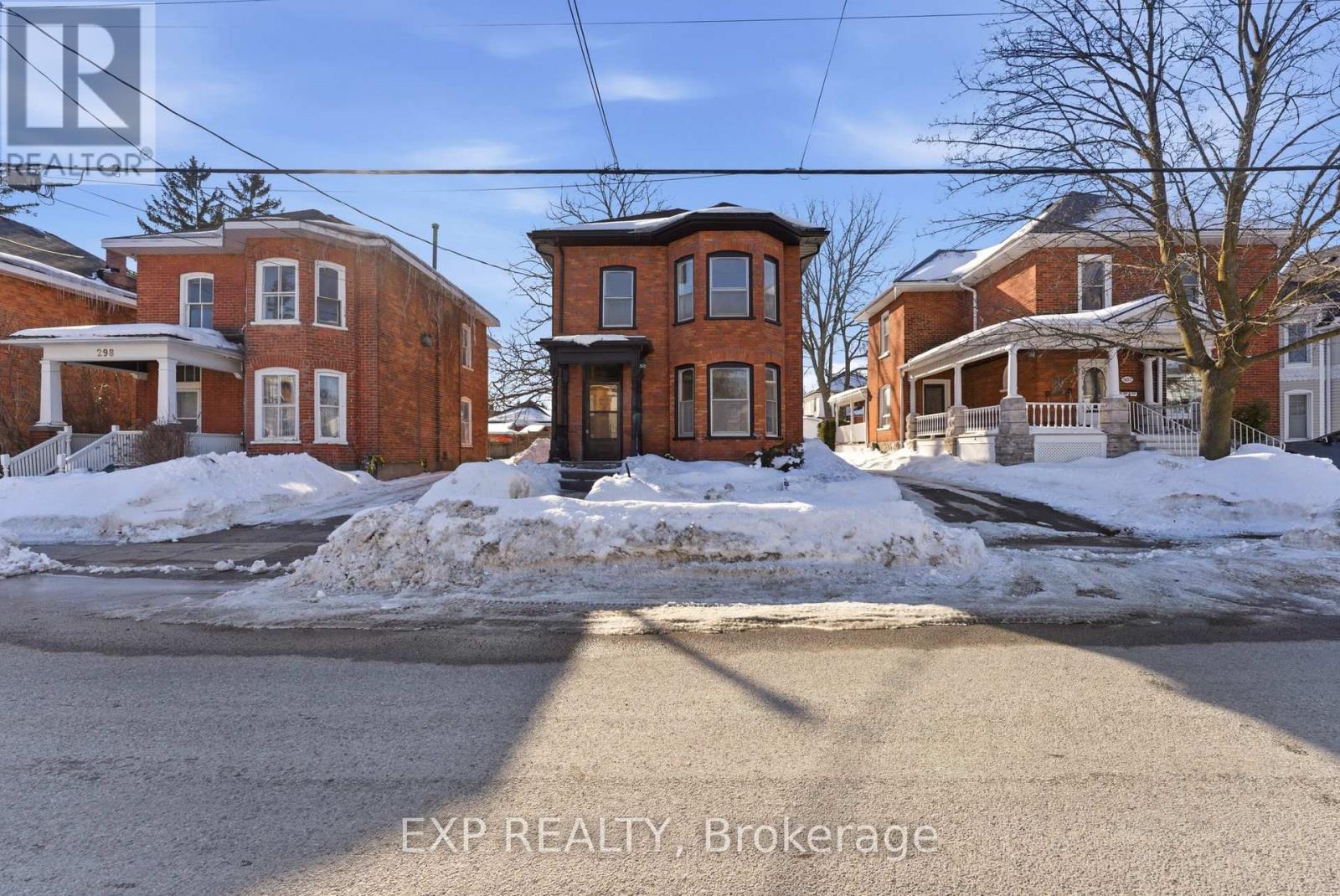 300 Charles Street, Belleville (Belleville Ward), Ontario  K8N 3M8 - Photo 2 - X12819058