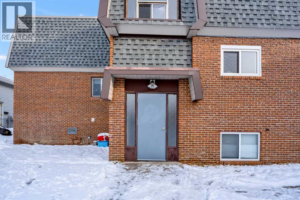 101, 427 Huntsville Crescent Nw, Calgary, Alberta  T2K 4W3 - Photo 3 - A2272985