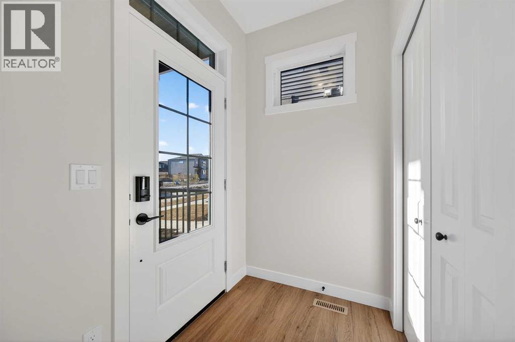 2238 Bayview Drive, Airdrie, Alberta  T4B 3N6 - Photo 2 - A2284647