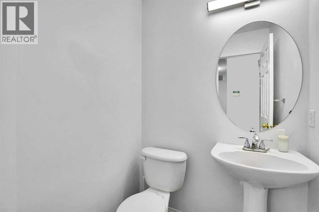 148 Martha's Manor Ne, Calgary, Alberta  T3J 4Y7 - Photo 8 - A2287685