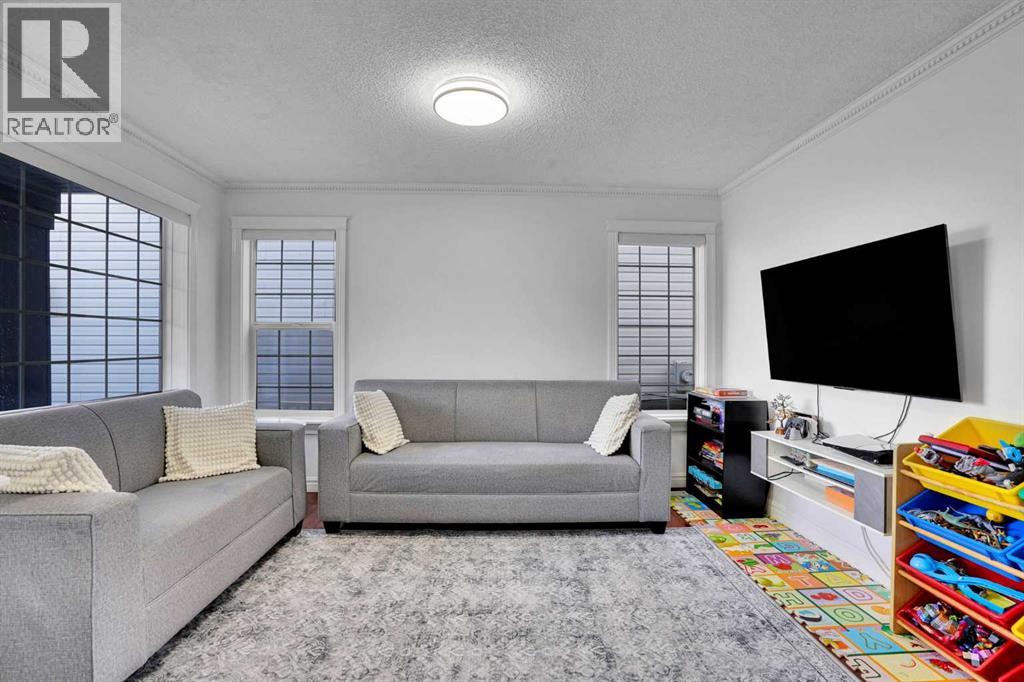 148 Martha's Manor Ne, Calgary, Alberta  T3J 4Y7 - Photo 6 - A2287685