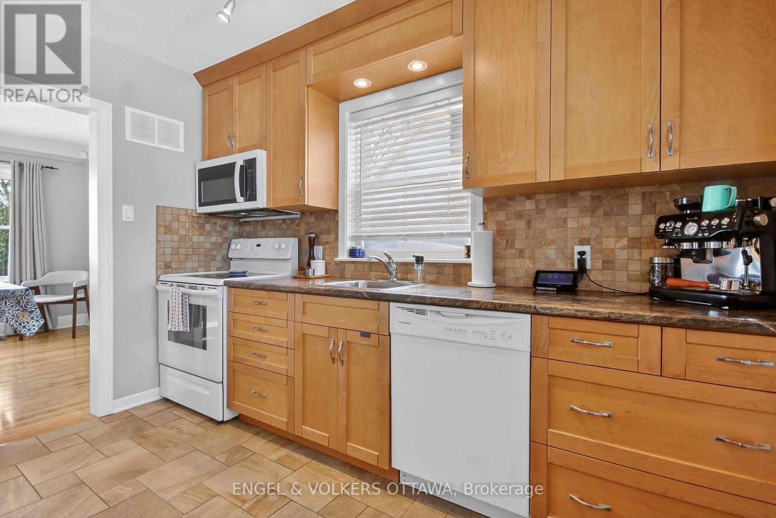 1235 Erie Avenue, Ottawa, Ontario  K1V 6G5 - Photo 16 - X12818988