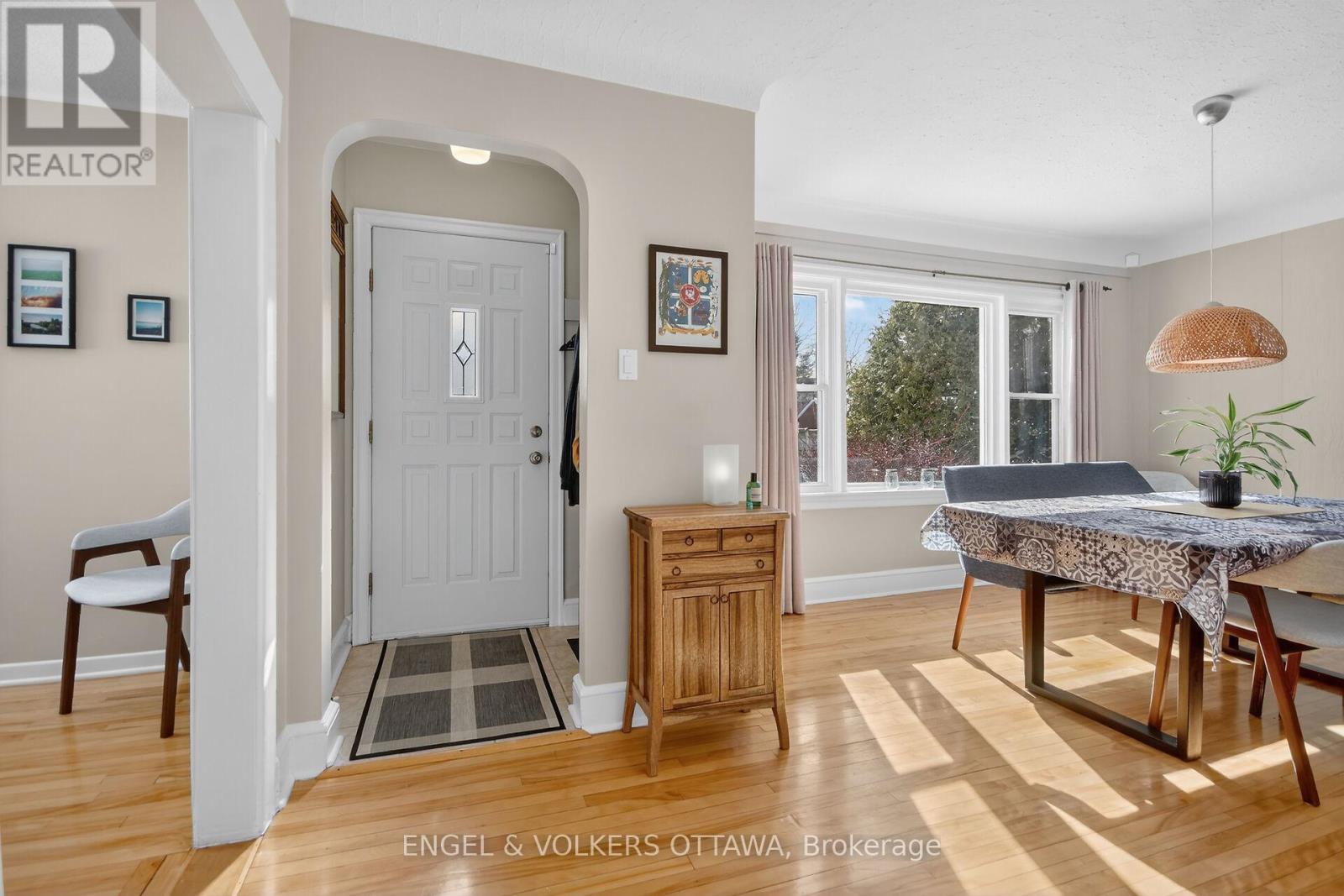 1235 Erie Avenue, Ottawa, Ontario  K1V 6G5 - Photo 3 - X12818988