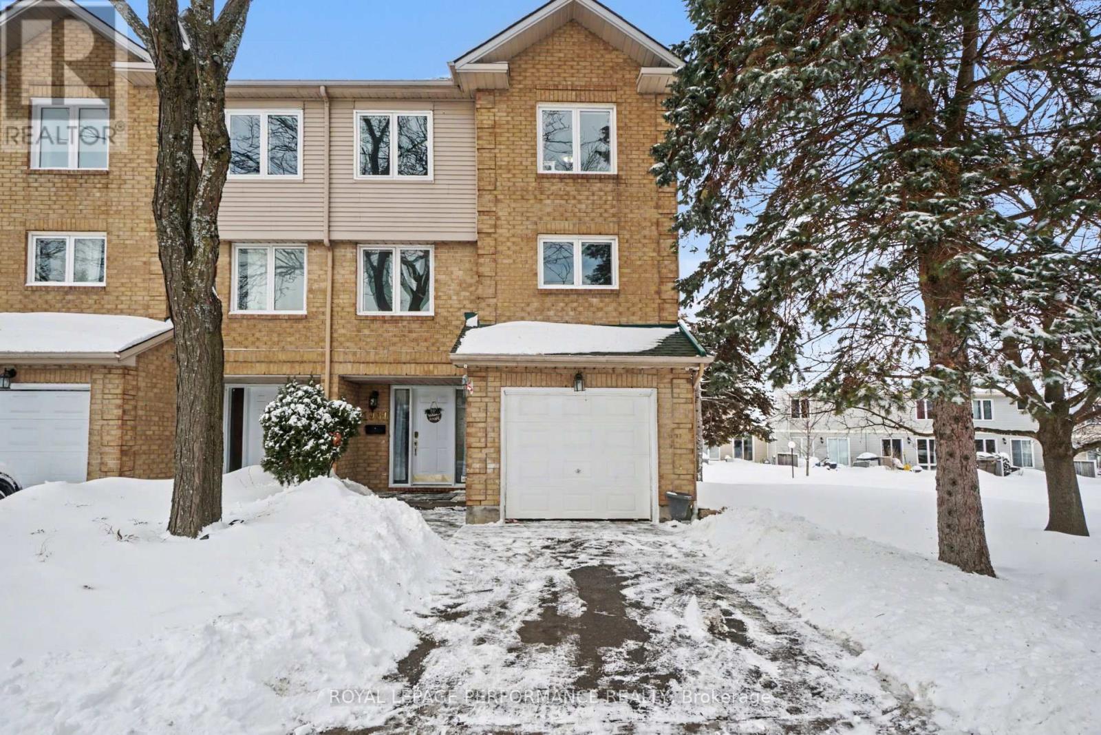 1931 ASHMONT STREET, ottawa, Ontario