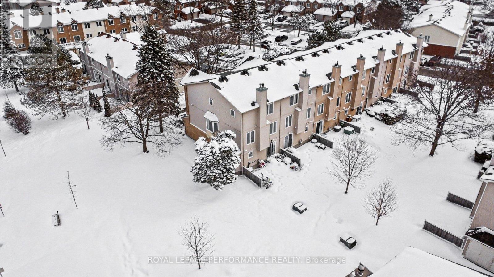 1931 Ashmont Street, Ottawa, Ontario  K1C 7B9 - Photo 2 - X12819002