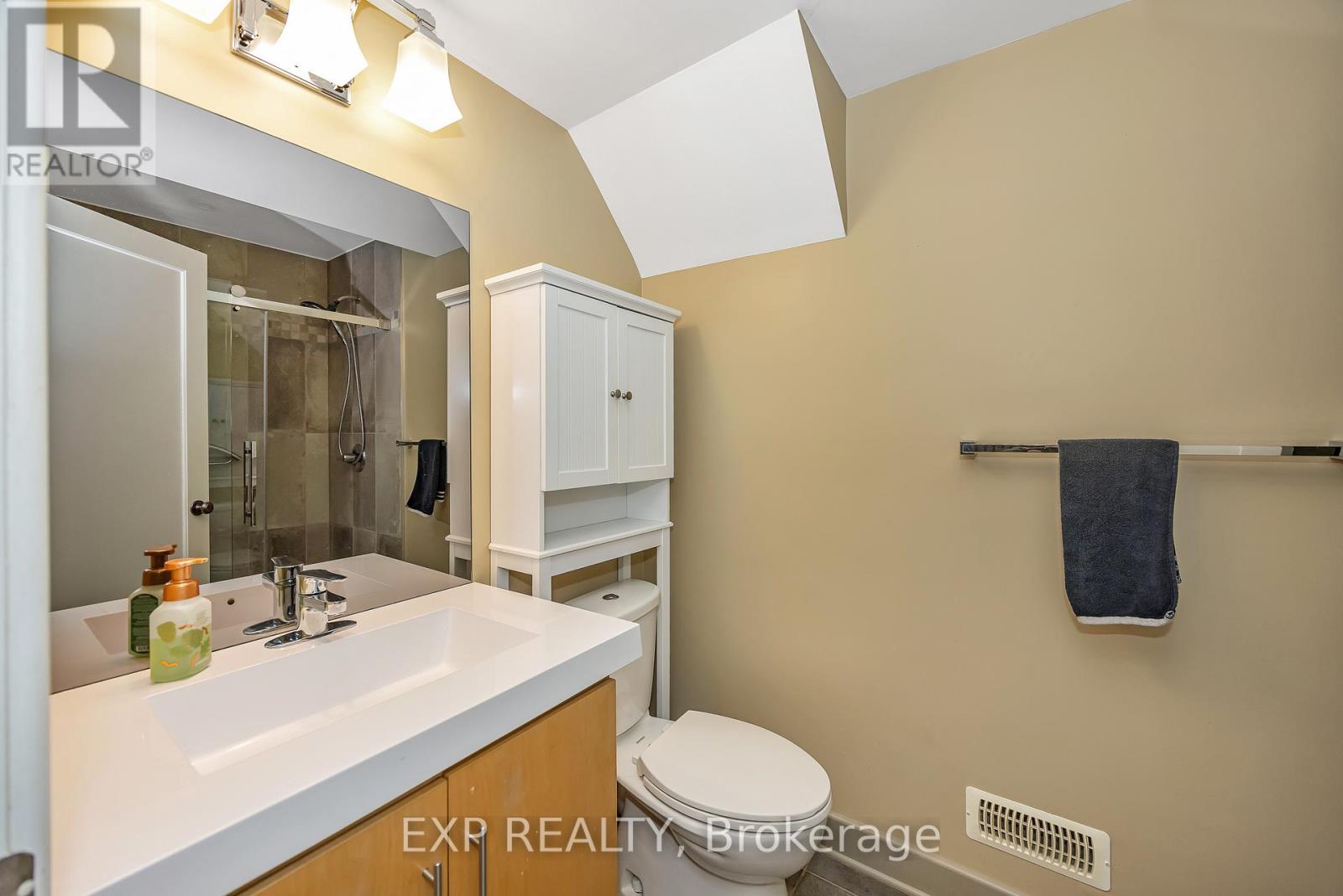 46 Marsh Sparrow Private, Ottawa, Ontario  K2K 3P2 - Photo 32 - X12819094