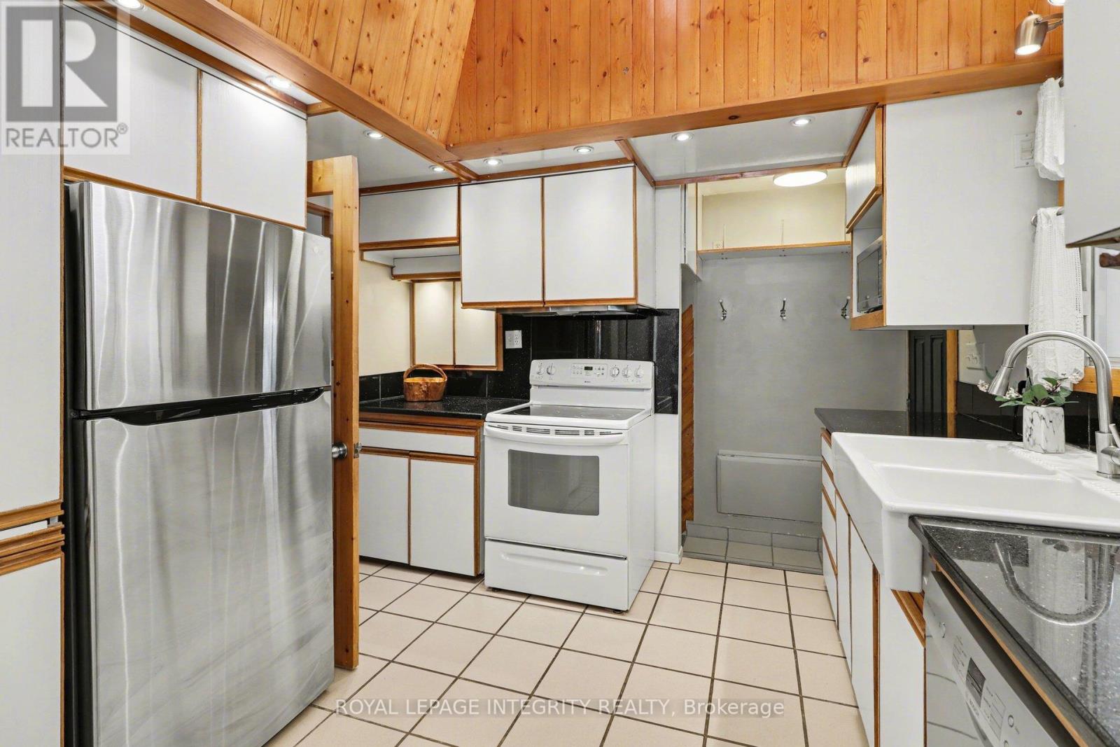 1838 Louisiana Avenue, Ottawa, Ontario  K1H 6V1 - Photo 12 - X12819100