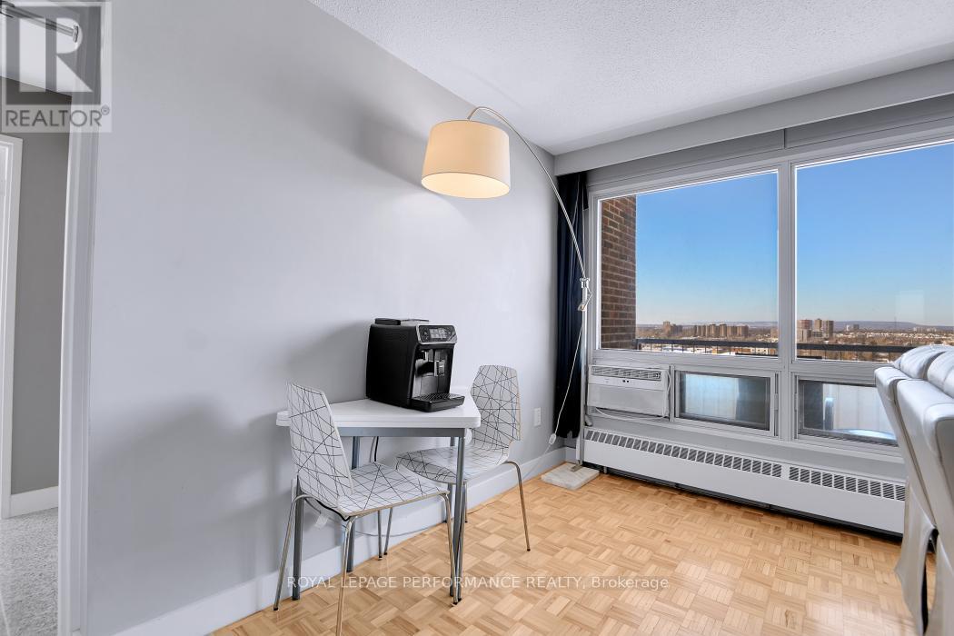 1012 - 20 Chesterton Drive, Ottawa, Ontario  K2E 6Z7 - Photo 13 - X12819106