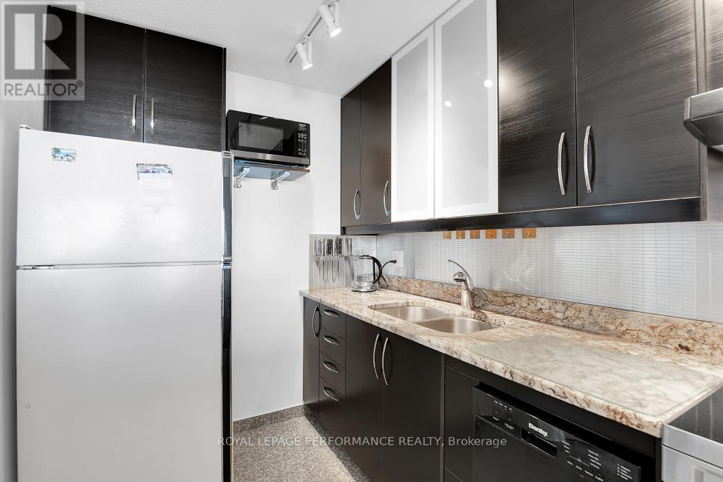 1012 - 20 Chesterton Drive, Ottawa, Ontario  K2E 6Z7 - Photo 16 - X12819106